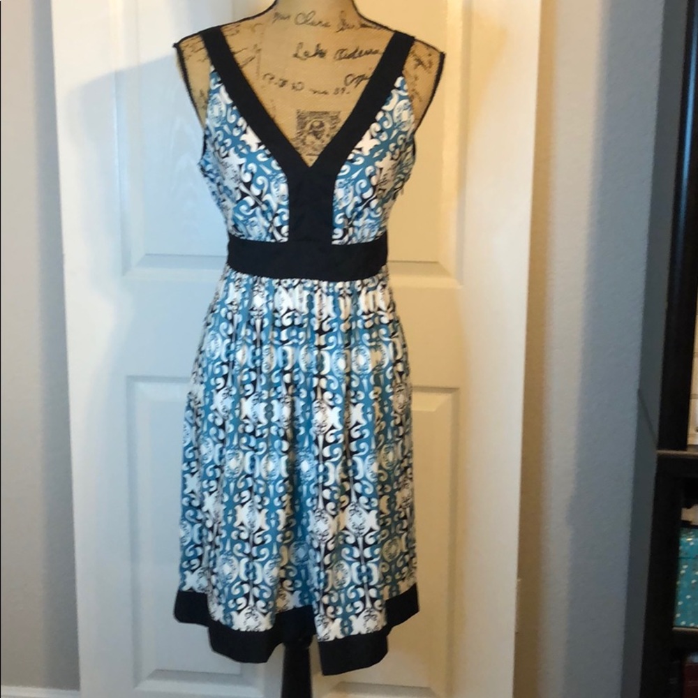 Trulli sleeveless empire waist dress SZ 6